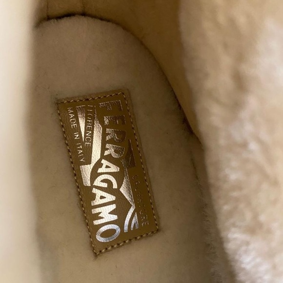 - Ferragamo Nisia Genuine Shearling Lined Sneaker nwt - Picture 5 of 8